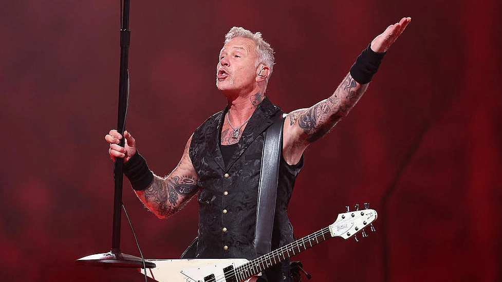 James Hetfield dei Metallica, la prima band a esibirsi