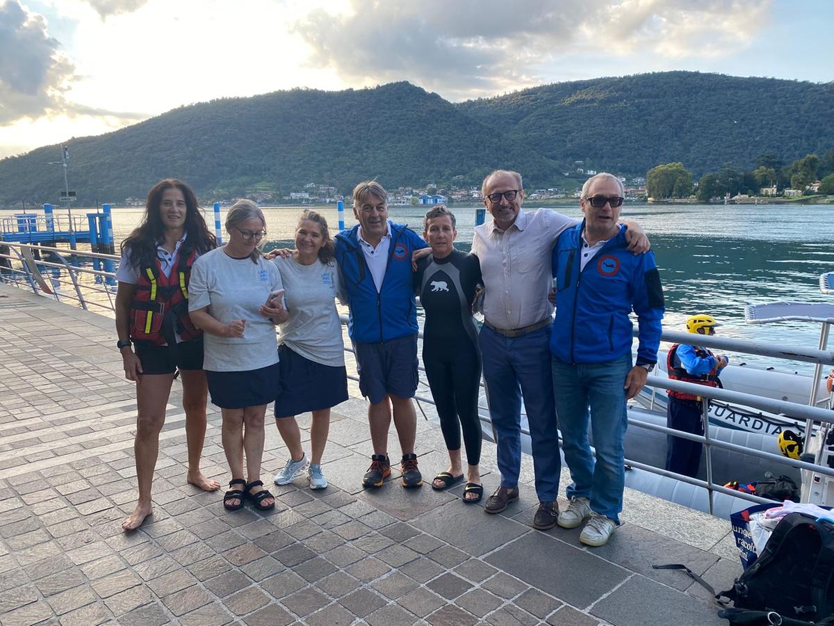 da edimburgo a sarnico per tentare l8217impresa kate gilliwood e la traversata del lago di iseo