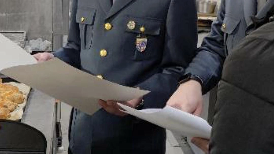 La Guardia di finanza di Gallarate ha effettuato il controllo a sorpresa La Guardia di finanza di Gallarate ha effettuato il controllo a sorpresa