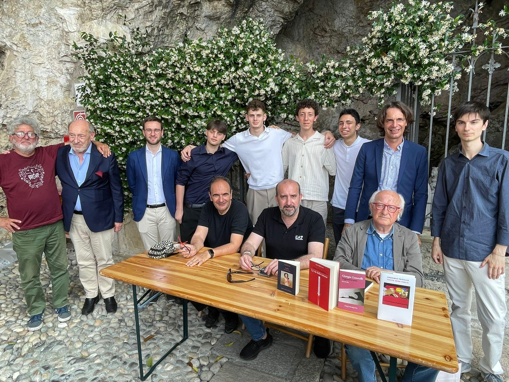 Premio Chiara 2025, parte la corsa a tre per la finale di ottobre: scelte le opere di Colaprico, Longo e Pedullà Premio Chiara 2025, parte la corsa a tre per la finale di ottobre: scelte le opere di Colaprico, Longo e Pedullà