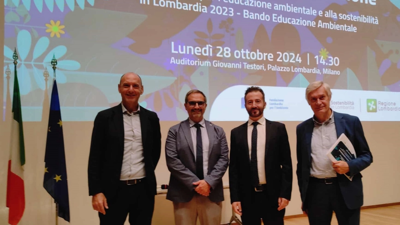 La premiazione del progetto che ha coinvolto l’agrario Mendel di Villa Cortese e la Manzoni di Legnano La premiazione del progetto che ha coinvolto l’agrario Mendel di Villa Cortese e la Manzoni di Legnano