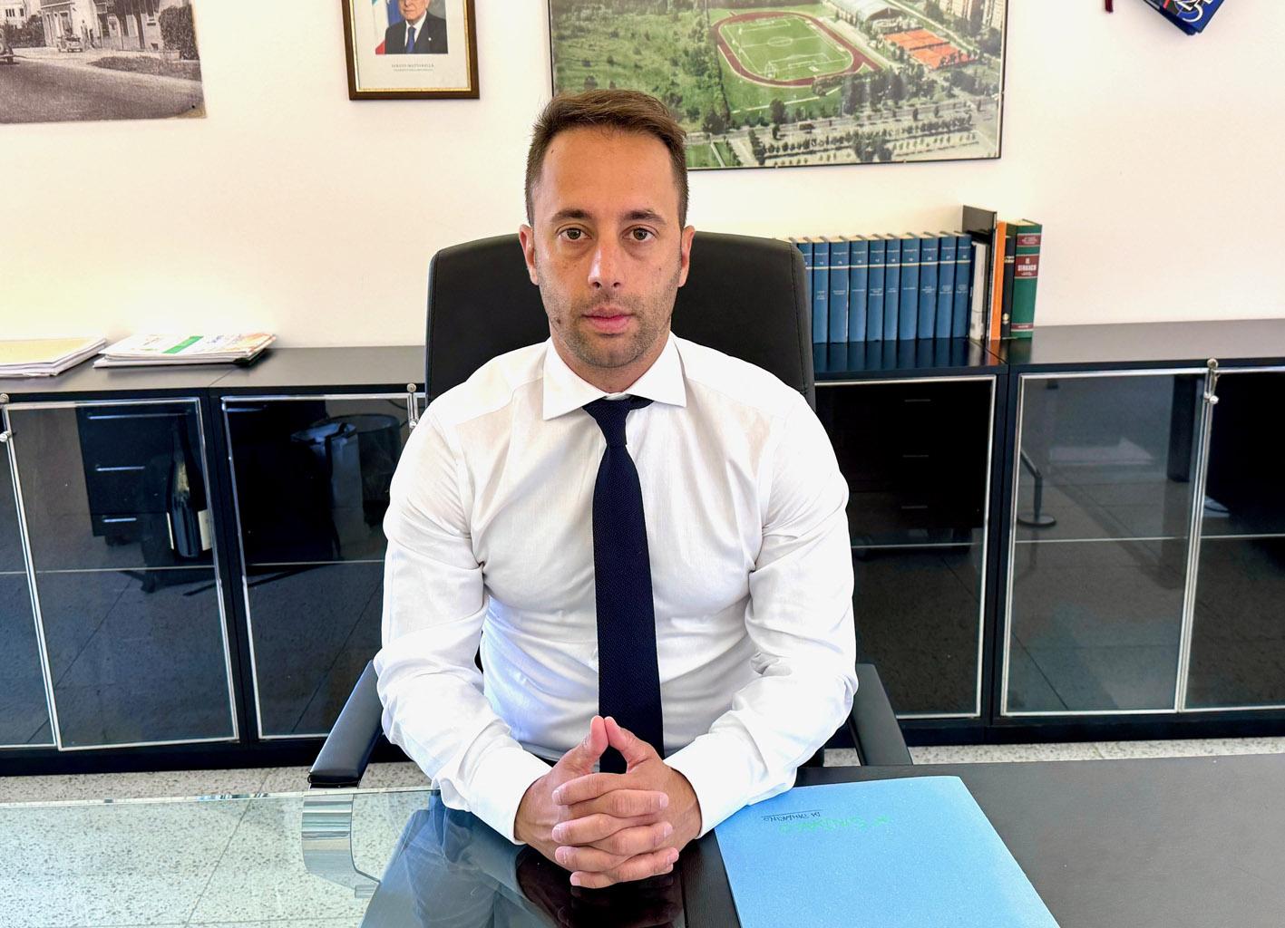 Rozzano, due settimane da sindaco e già 3 sparatorie: “Controlli rafforzati. La zona rossa? Utile” Rozzano, due settimane da sindaco e già 3 sparatorie: “Controlli rafforzati. La zona rossa? Utile”