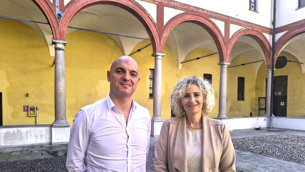 SANTO STEFANO LODIGIANO (Lodi) Tre liste per circa 1.900 abitanti, ma soprattutto un paese da “pacificare“: il piccolo Comune di... SANTO STEFANO LODIGIANO (Lodi) Tre liste per circa 1.900 abitanti, ma soprattutto un paese da “pacificare“: il piccolo Comune di...