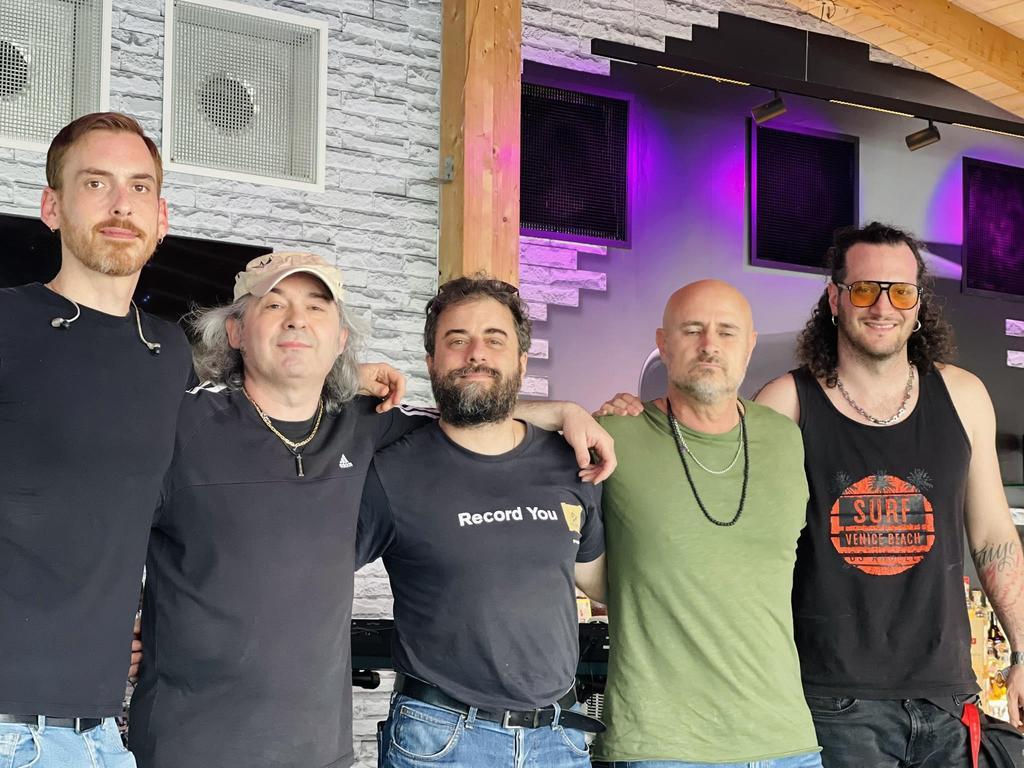 Sfilate di moda birra e concerti: è quasi estate Sfilate di moda birra e concerti: è quasi estate