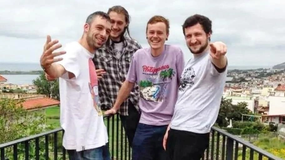 Una settimana ricca di eventi al centro multiculturale di via Curiel: domani c’è la band britannica. Venerdì spazio anche al cinema con la proiezione del documentario “Flora” di Martina De Polo.