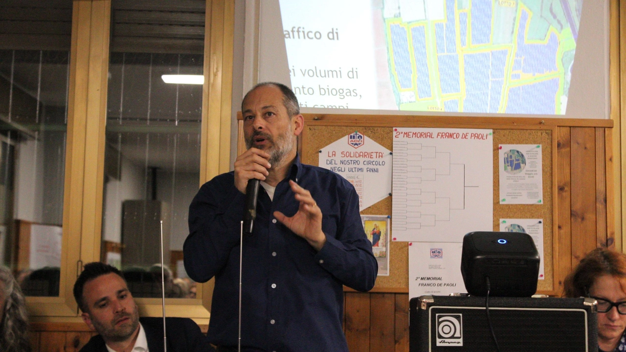 Massimo Cicerchia presidente del comitato che si oppone al mega insediamento di pannelli solari Massimo Cicerchia presidente del comitato che si oppone al mega insediamento di pannelli solari