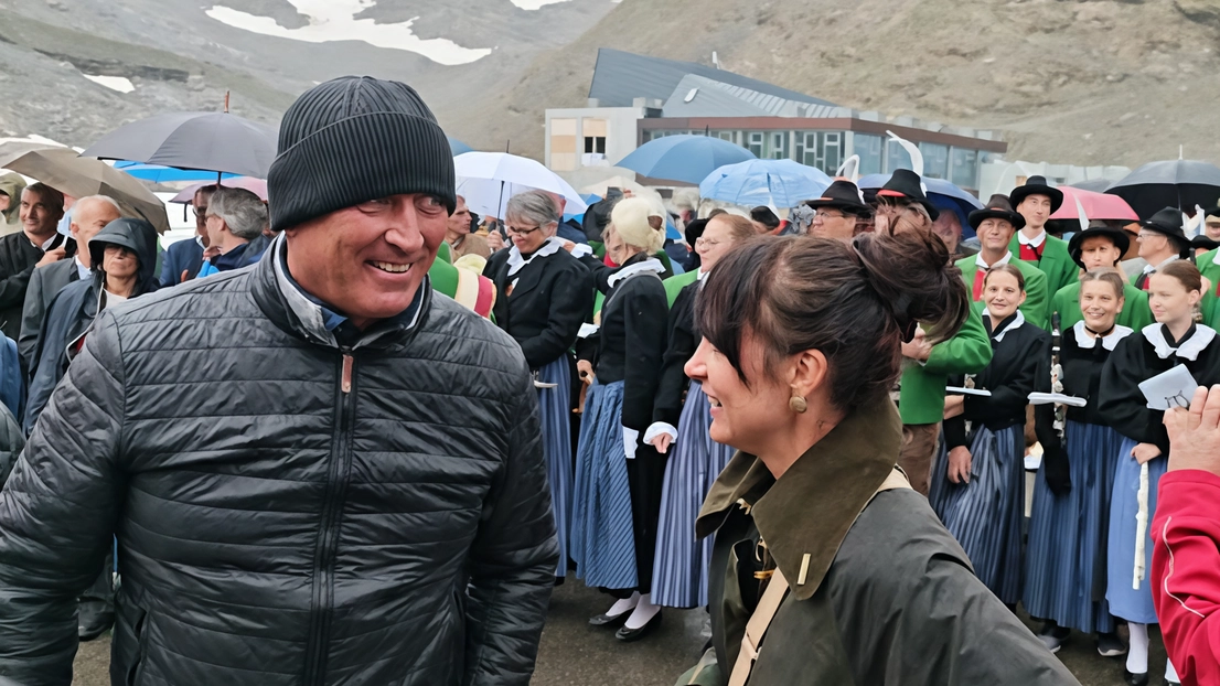 Un weekend memorabile per le celebrazioni dei 200 anni della strada dello Stelvio. La festa rievocativa, tenutasi nel fine settimana... Un weekend memorabile per le celebrazioni dei 200 anni della strada dello Stelvio. La festa rievocativa, tenutasi nel fine settimana...