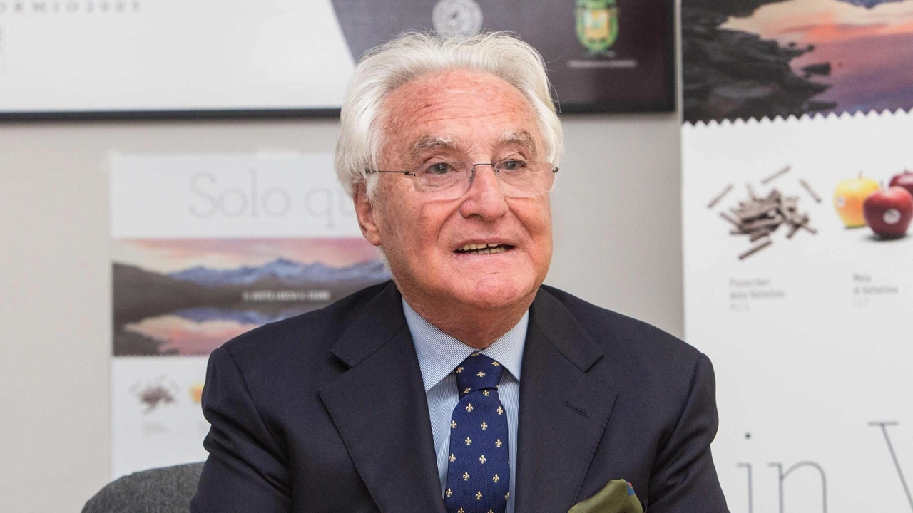 Franco Moro presidente del Consorzio turistico Valchiavenna Tra le novità l’ingresso nel Cda di esponenti di territori confinanti Franco Moro presidente del Consorzio turistico Valchiavenna Tra le novità l’ingresso nel Cda di esponenti di territori confinanti