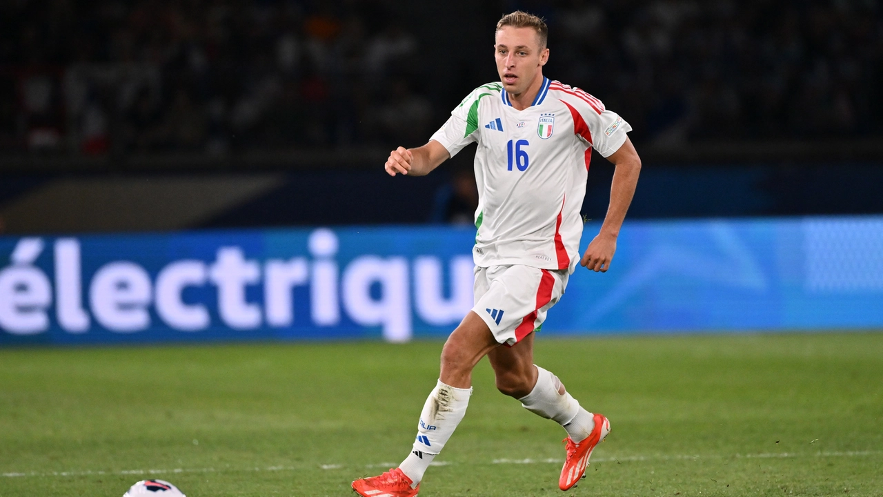 Davide Frattesi impegnato contro la Francia Davide Frattesi impegnato contro la Francia