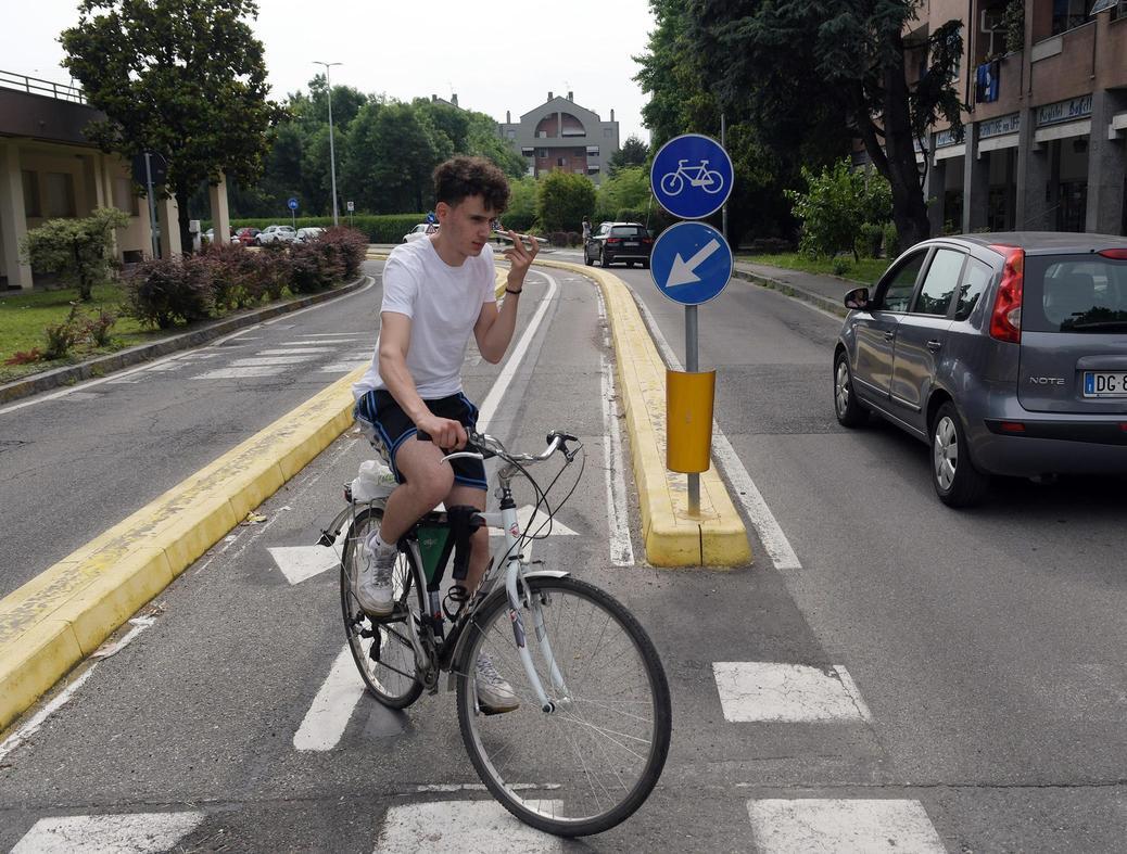 Nuovo piano del traffico in città. Isole ambientali, ciclabili, zone 30: "La sicurezza in strada una priorità" Nuovo piano del traffico in città. Isole ambientali, ciclabili, zone 30: "La sicurezza in strada una priorità"