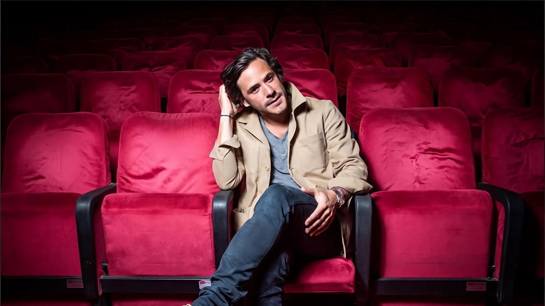 Le notti magiche di Jack Savoretti: "Canto in inglese, sogno in italiano. Altro che cliché, la mia è nostalgia"