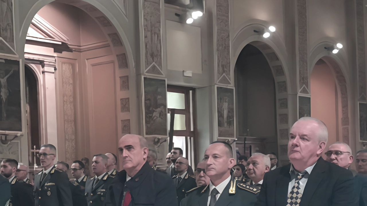 La Guardia di Finanza di Lodi e Casalpusterlengo ha celebrato il patrono San Matteo apostolo con una funzione religiosa a Lodi, presieduta dal vescovo locale e partecipata da autorità civili e militari. L'evento ha sottolineato i valori di sacrificio, dovere e rigore morale della professione. La Guardia di Finanza di Lodi e Casalpusterlengo ha celebrato il patrono San Matteo apostolo con una funzione religiosa a Lodi, presieduta dal vescovo locale e partecipata da autorità civili e militari. L'evento ha sottolineato i valori di sacrificio, dovere e rigore morale della professione.