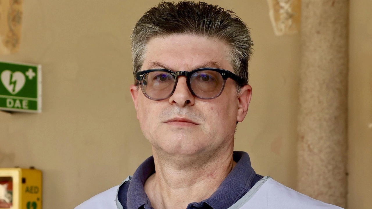 Franco Aggio presiede l’associazione dei viaggiatori della Milano-Mortara: «Vogliono far crescere il volume del traffico stradale» Franco Aggio presiede l’associazione dei viaggiatori della Milano-Mortara: «Vogliono far crescere il volume del traffico stradale»