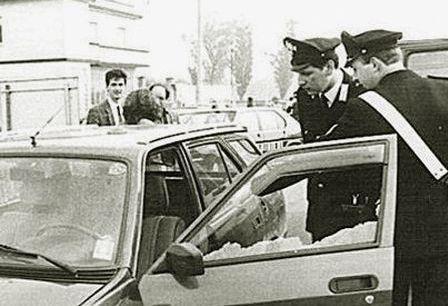 l omicidio di umberto mormile del 1990 cancellata l ultima condanna assolto salvatore pace la rabbia dei familiari dell educatore ucciso in un agguato