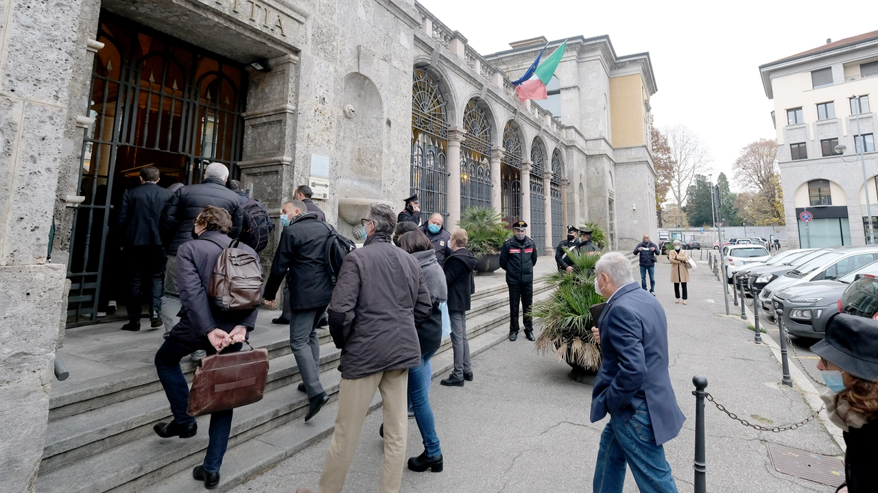 Il Tribunale di Monza