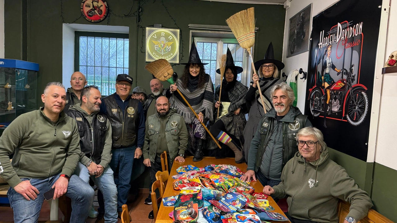 Le befane in moto al Policlinico San Donato Le befane in moto al Policlinico San Donato