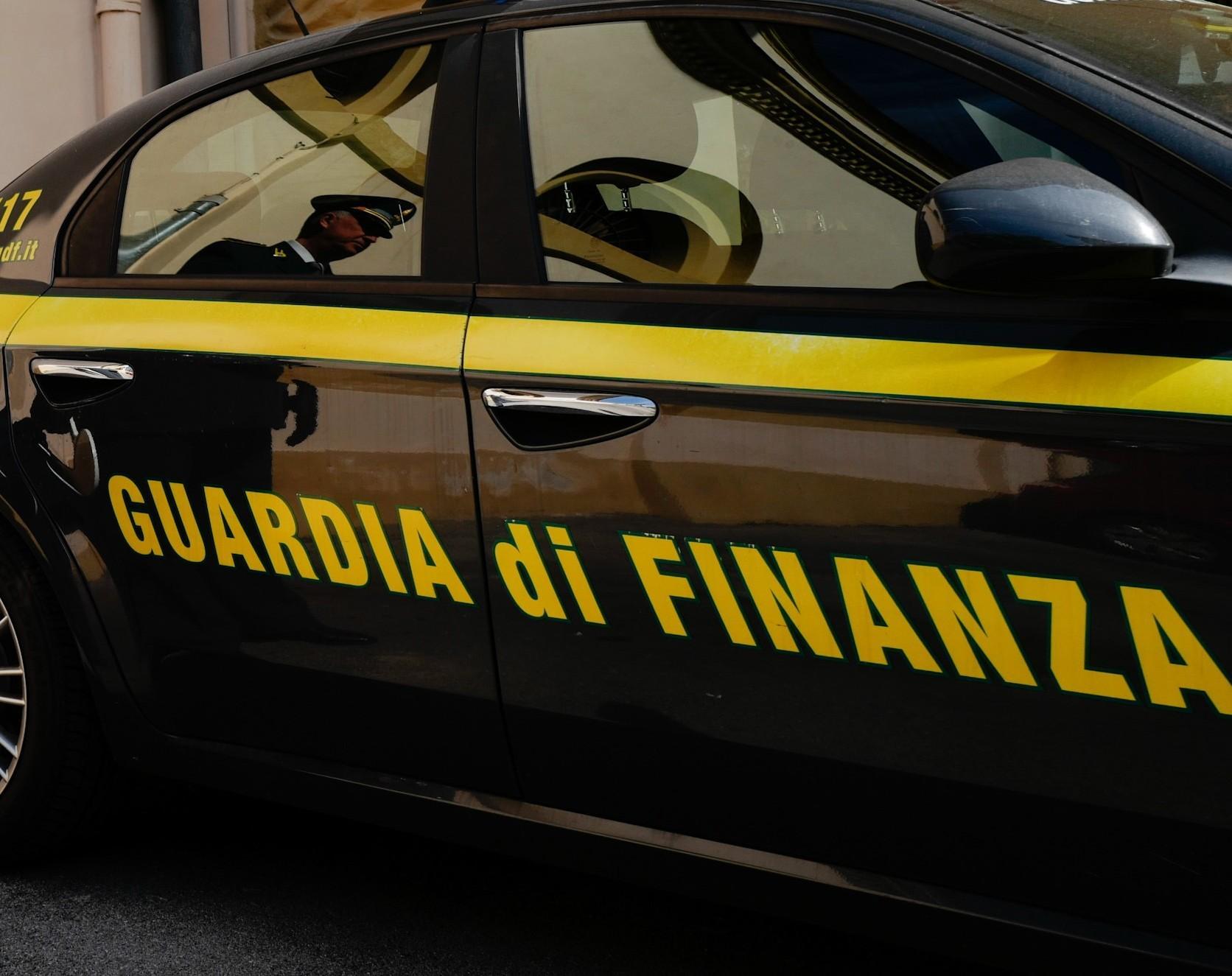 ispezioni in nove opifici del bresciano quattro sotto sequestro operai in nero stipendi da fame e alloggi degradati da Ilgiorno.it ispezioni in nove opifici del bresciano quattro sotto sequestro operai in nero stipendi da fame e alloggi degradati