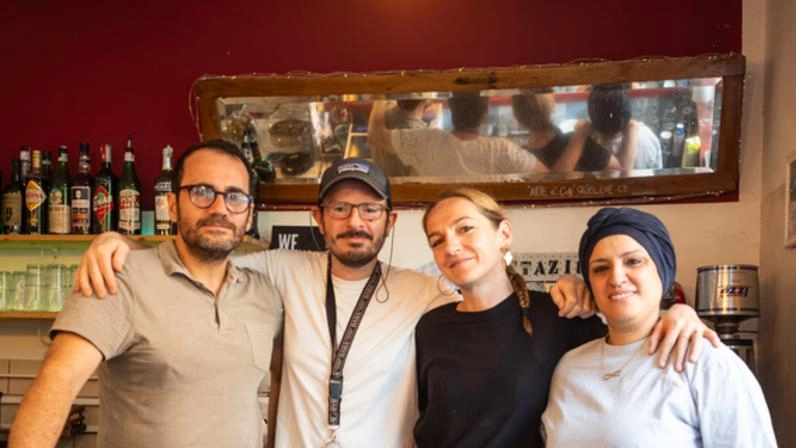 Francesca Rendano e. i suoi collaboratori. all’interno di Mamusca