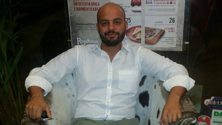 Paolo Sarcone, 42 anni, ha perso la vita mentre percorreva in scooter la Paullese Paolo Sarcone, 42 anni, ha perso la vita mentre percorreva in scooter la Paullese