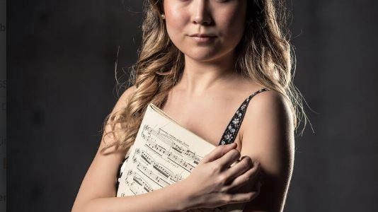 La pianista milanese Elena Chiavegato