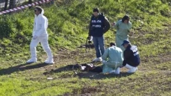 Il cadavere del ventunenne è stato ritrovato tra i campi di mais nel pomeriggio di sabato scorso Il cadavere del ventunenne è stato ritrovato tra i campi di mais nel pomeriggio di sabato scorso