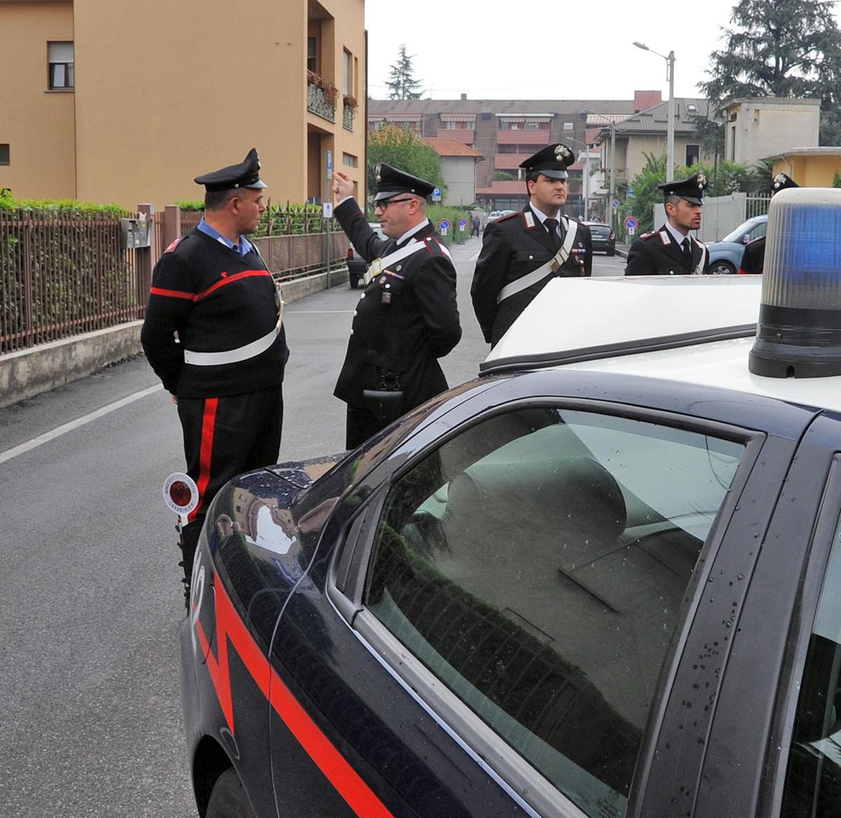 Trolley rubati e recuperati. Ma non i gioielli Trolley rubati e recuperati. Ma non i gioielli