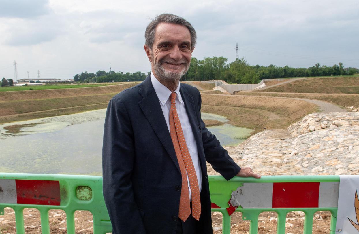 Fontana punge gli alleati: "Nuova era con Bozzetti?. Per la Fiera spero di no. Forzisti rivolti al passato" Fontana punge gli alleati: "Nuova era con Bozzetti?. Per la Fiera spero di no. Forzisti rivolti al passato"