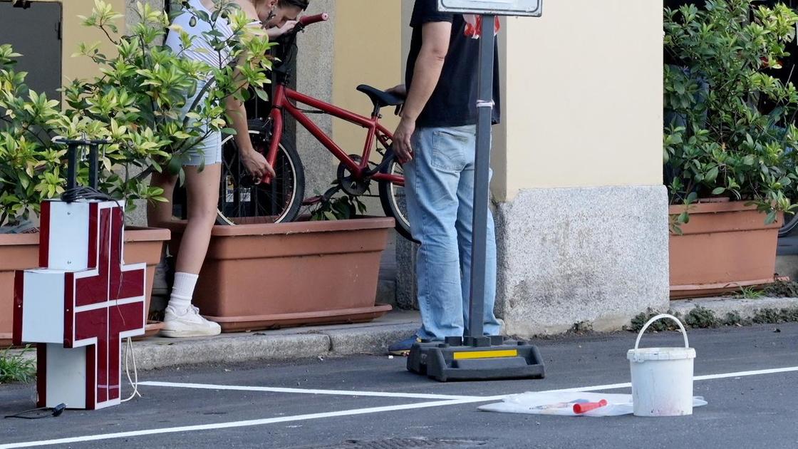 883, sequel al via. Le troupe di Sky sono tornate in città 883, sequel al via. Le troupe di Sky sono tornate in città