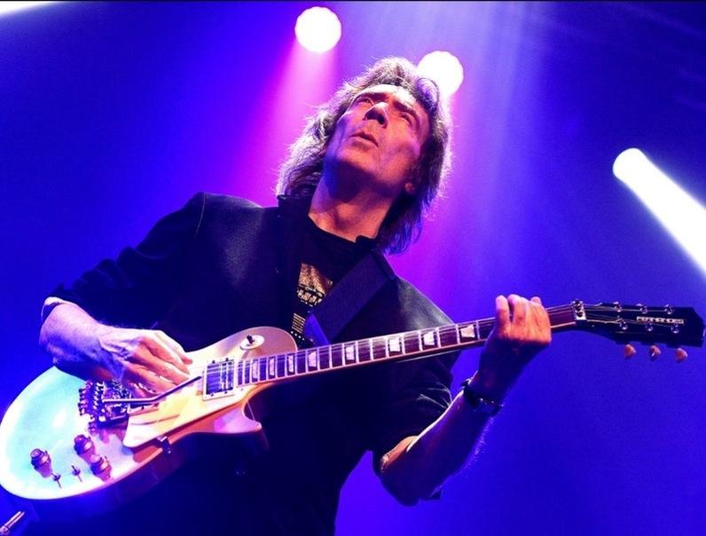 From Genesis to... Steve Hackett: "Ma oggi quella band farebbe fatica" From Genesis to... Steve Hackett: "Ma oggi quella band farebbe fatica"