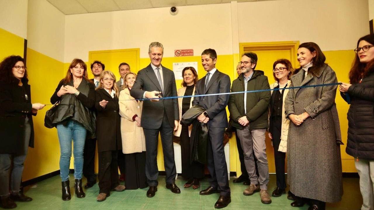 Il taglio del nastro della struttura riqualificata grazie a Fondazione Rava e Chiomenti (Foto SimoneBergamaschi) Il taglio del nastro della struttura riqualificata grazie a Fondazione Rava e Chiomenti (Foto SimoneBergamaschi)