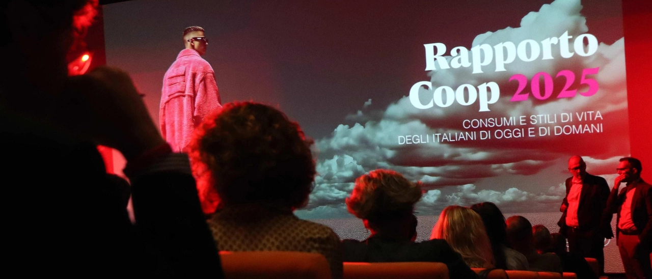 Inizia l’era del ’deconsumismo’. Il risparmio nel carrello degli italiani: "Così difendiamo le famiglie"