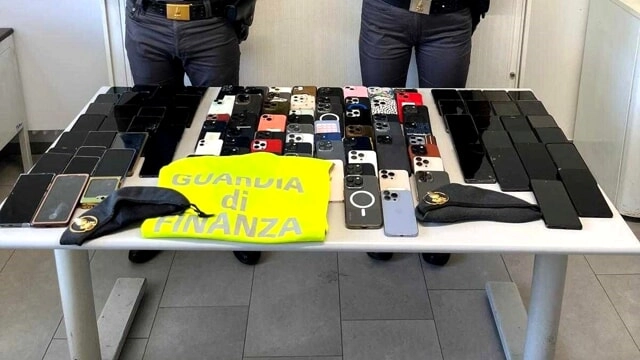 I cellulari sequestrati I cellulari sequestrati