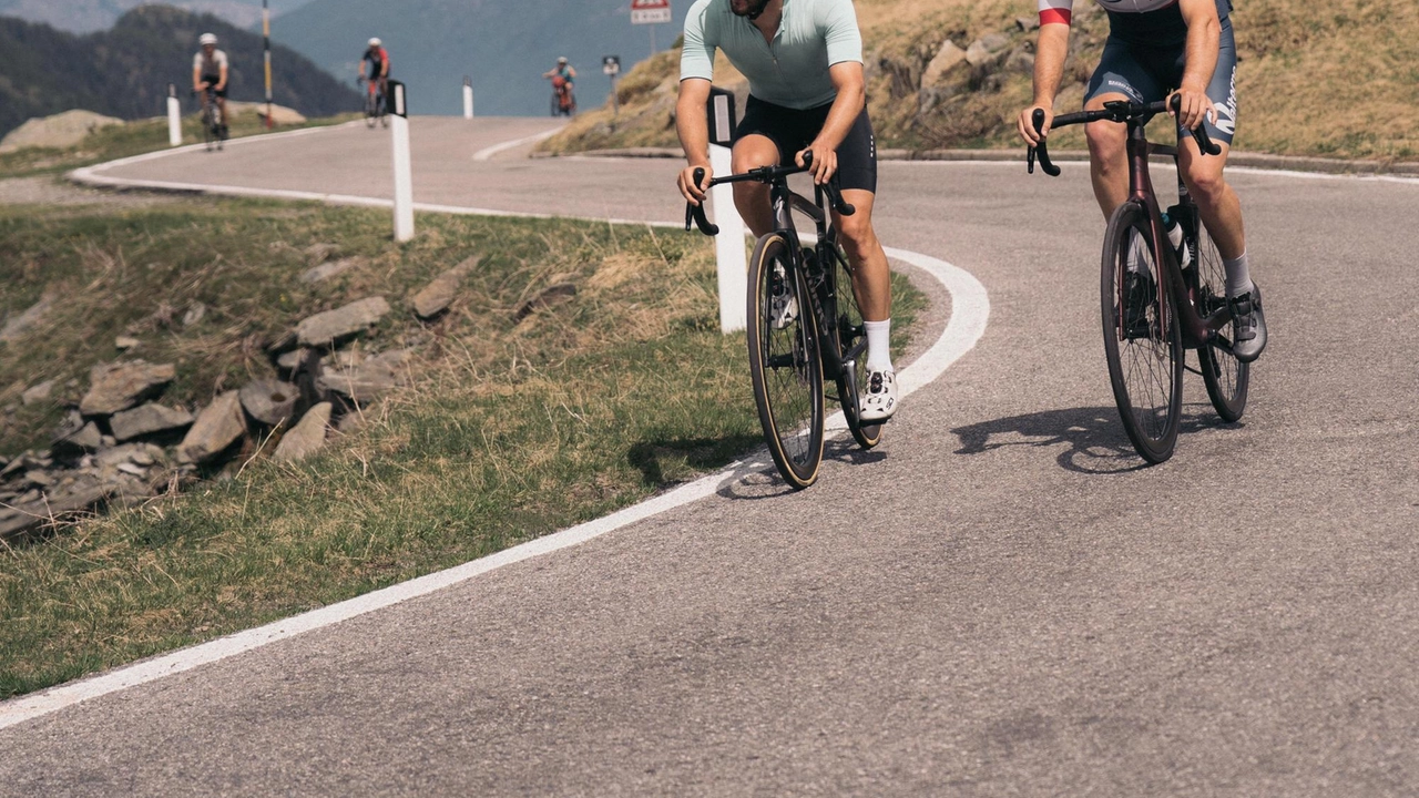 Numerose le iniziative che hanno richiamato tantissimi appassionati Il clou con la tappa del Giro d’Italia Numerose le iniziative che hanno richiamato tantissimi appassionati Il clou con la tappa del Giro d’Italia