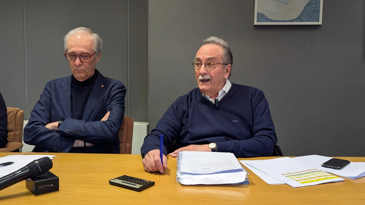 Il sindaco Augusto Airoldi e il presidente del cda del teatro Giuditta Pasta Tino Volpi Il sindaco Augusto Airoldi e il presidente del cda del teatro Giuditta Pasta Tino Volpi