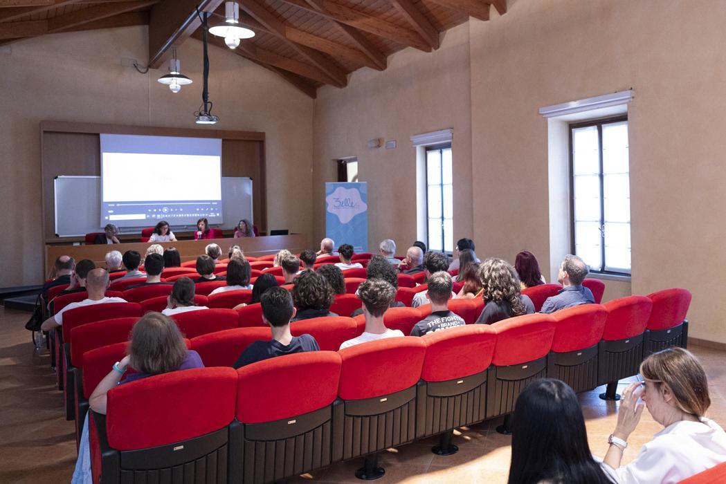 Giovani e crescita personale, successo di Look Up Giovani e crescita personale, successo di Look Up
