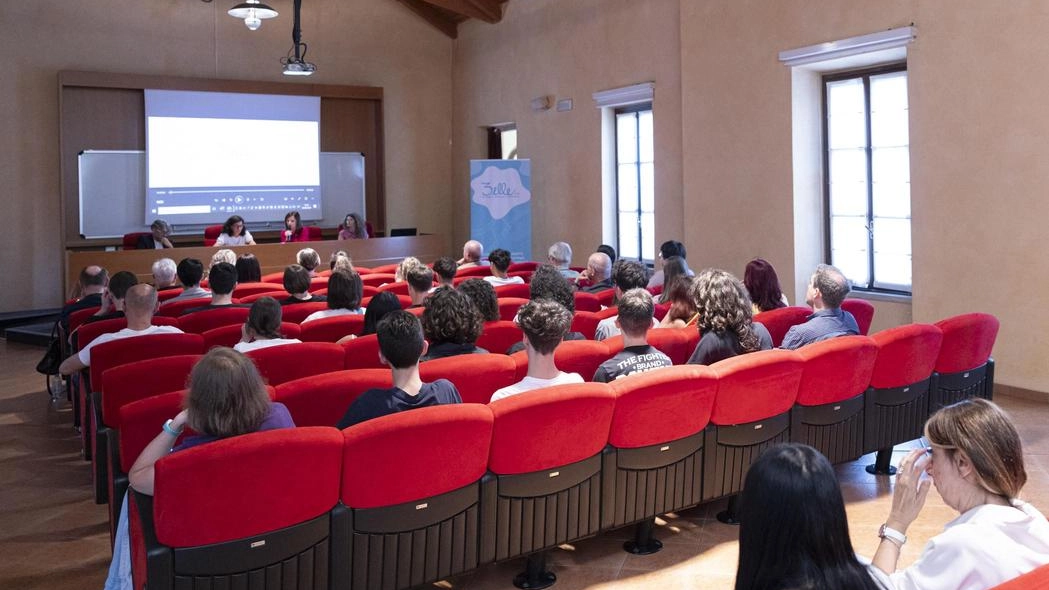 L’evento conclusivo di Look Up a Parabiago che ha coinvolto i giovani in un. percorso di crescita L’evento conclusivo di Look Up a Parabiago che ha coinvolto i giovani in un. percorso di crescita