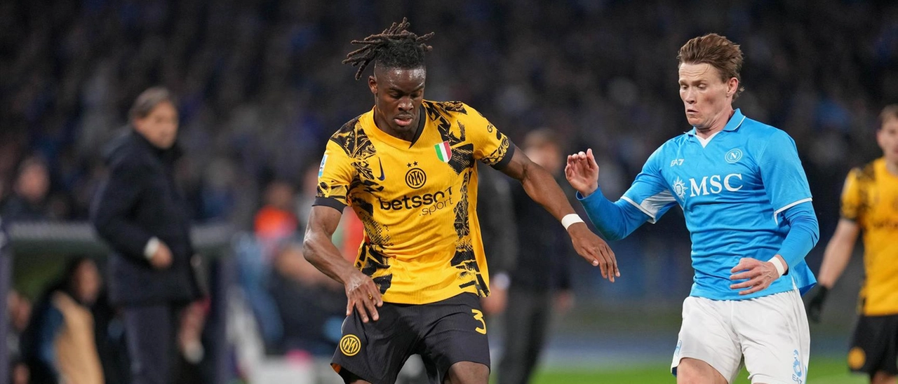 Inter, l’ascesa di Bisseck. Scuola, calcio e risate. Il “cervellone“ tedesco è il futuro della difesa
