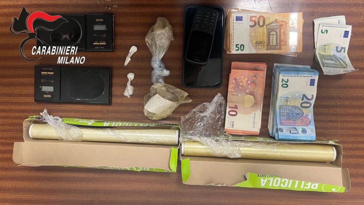 Sequestro droga da parte dei carabinieri Sequestro droga da parte dei carabinieri