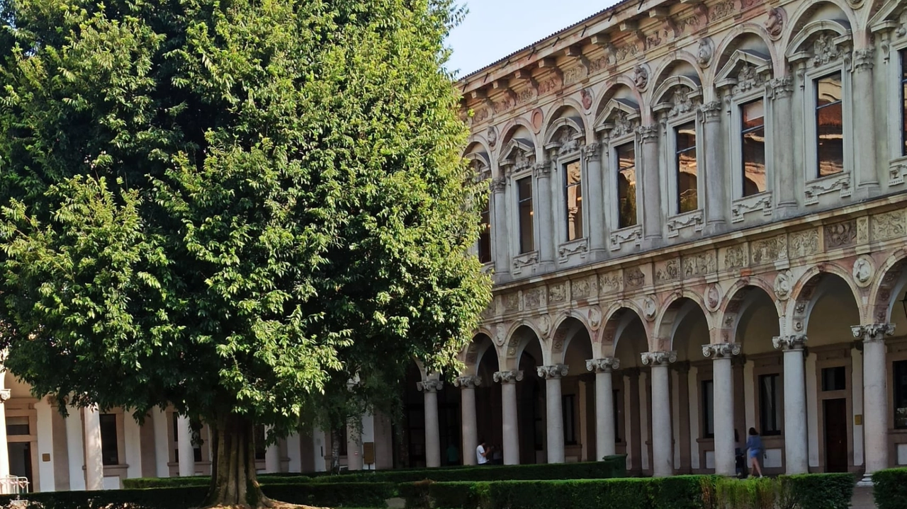 L'Università Statale di Milano (Foto profilo facebook) L'Università Statale di Milano (Foto profilo facebook)
