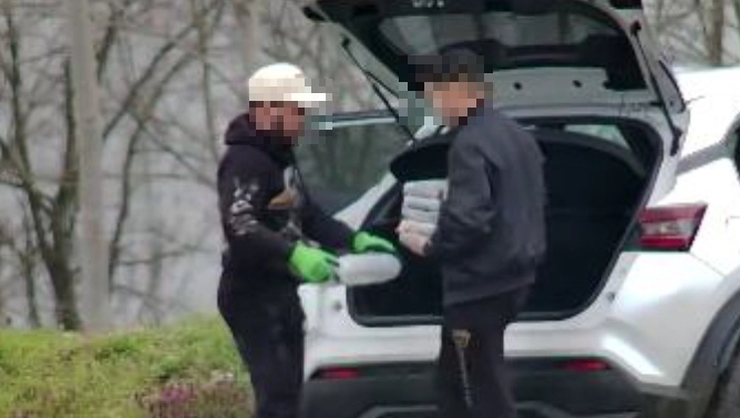 Robbio, giro internazionale di droga da 350mila euro a settimana: cinque arresti
