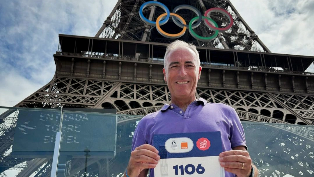 Giulio Gallera a Parigi prima della Maratona Pour Tous 2024 (Instagram) Giulio Gallera a Parigi prima della Maratona Pour Tous 2024 (Instagram)