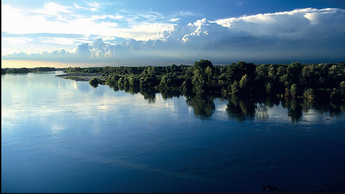 in nave sul po da lodi e pavia a cremona emozioni a filo d8217acqua fra sapori locali vini e natura