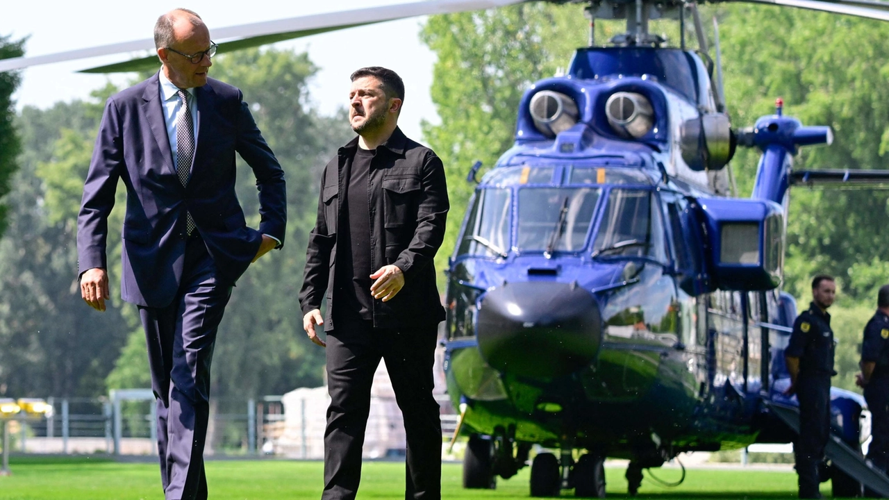 Trump rassicura Zelensky: “Nessun accordo senza il suo ok, tregua subito o conseguenze gravi”
