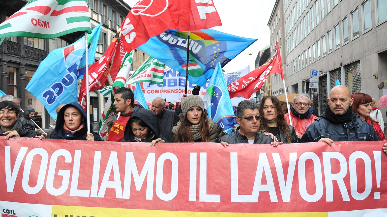 Corteo del Primo maggio a Milano (Foto archivio)