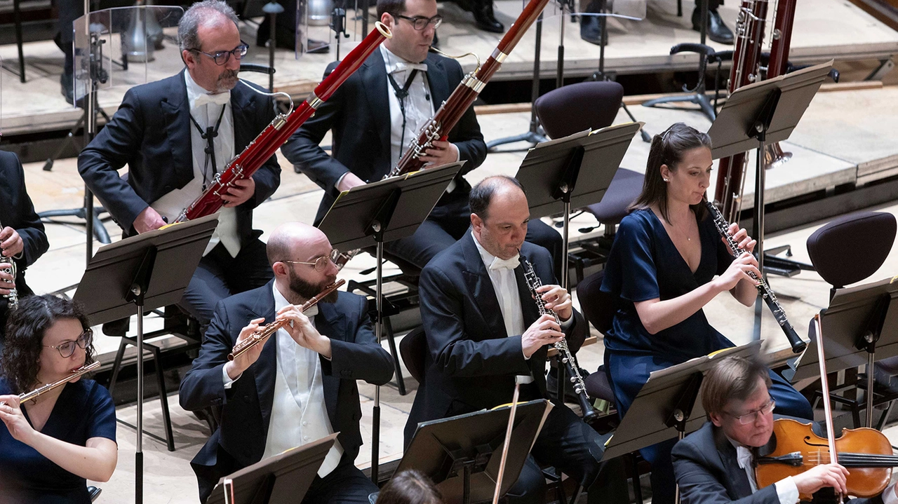 L'Orchestra Sinfonica di Milano in concerto L'Orchestra Sinfonica di Milano in concerto