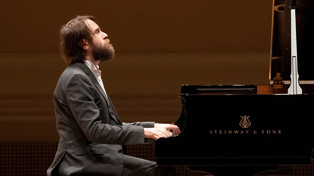 Daniil Trifonov (33 anni), sarà in scena martedì alla Sala Verdi del Conservatorio Daniil Trifonov (33 anni), sarà in scena martedì alla Sala Verdi del Conservatorio