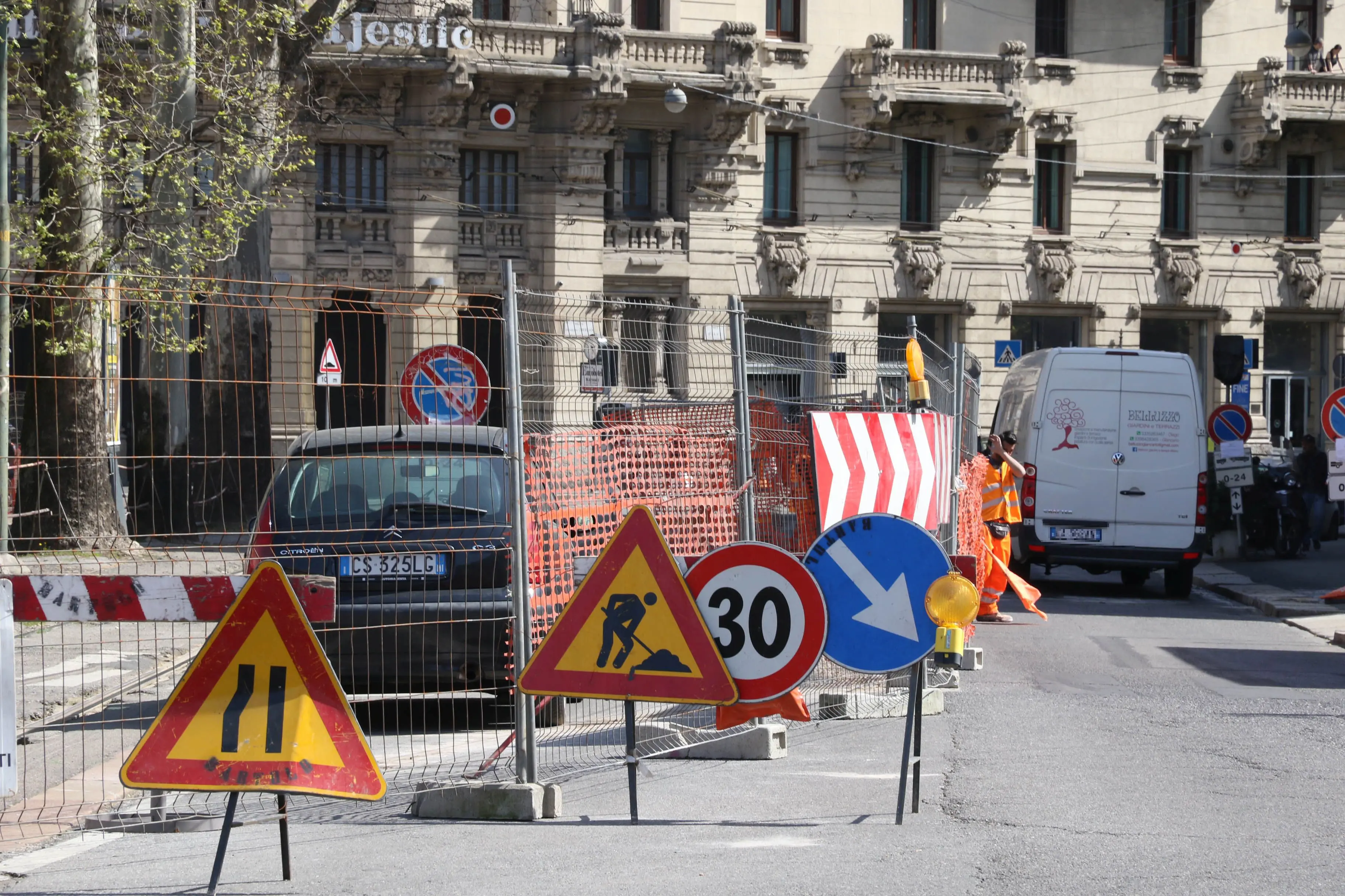 Via Padova, lavori notturni da lunedì 14 luglio a metà agosto