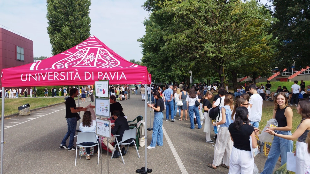 Una specie di festa organizzata nei minimi dettagli dall’Università Una specie di festa organizzata nei minimi dettagli dall’Università