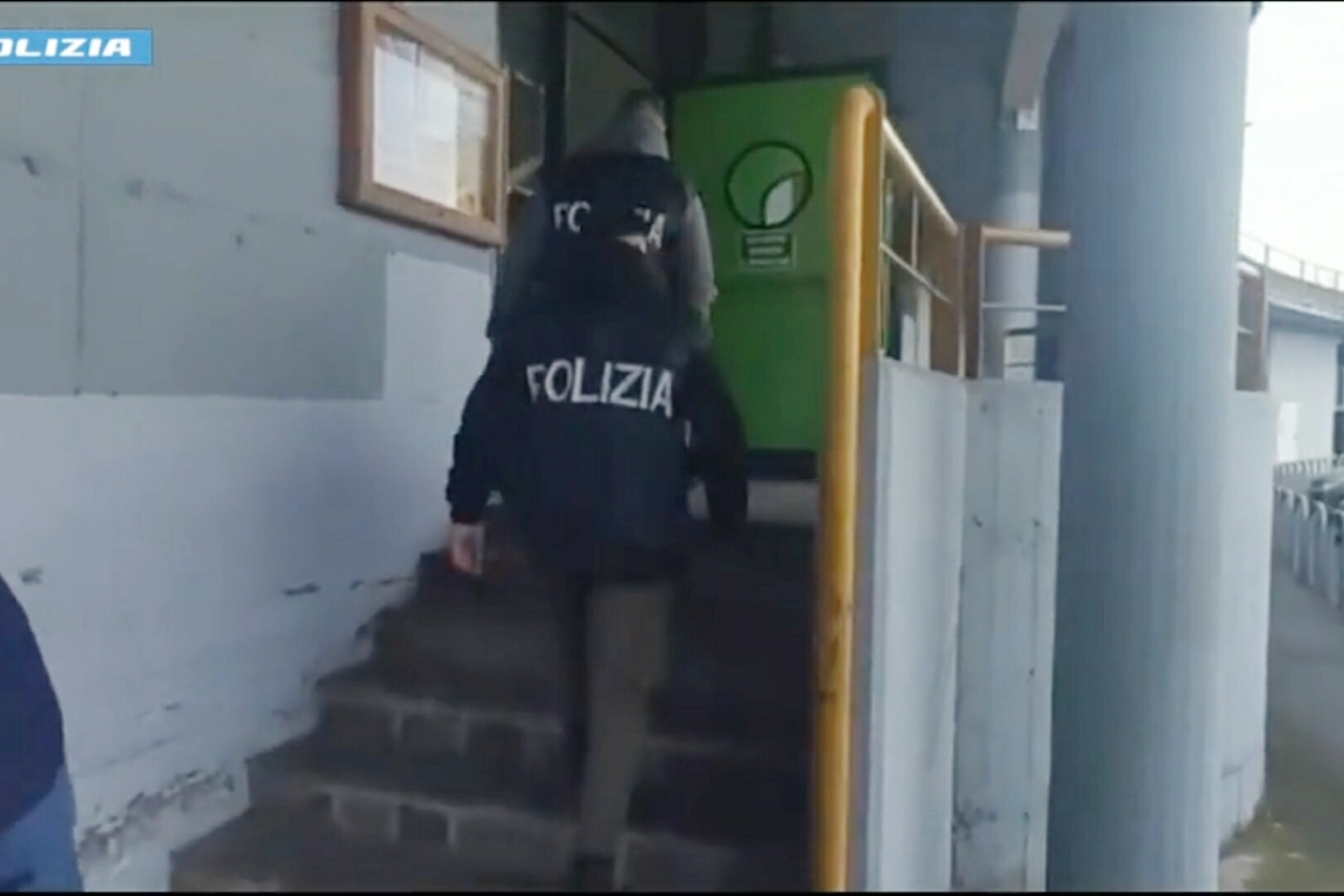 Brescia, arresti per estorsione