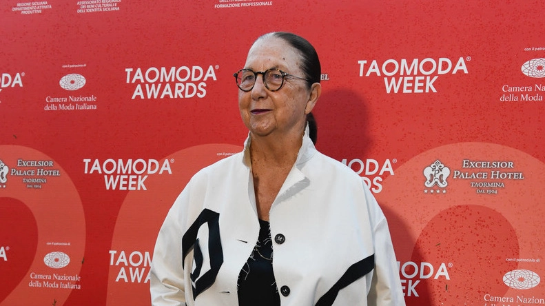 Carla Vanni, già direttrice di Grazia, amica di una vita di Giorgio Armani Carla Vanni, già direttrice di Grazia, amica di una vita di Giorgio Armani
